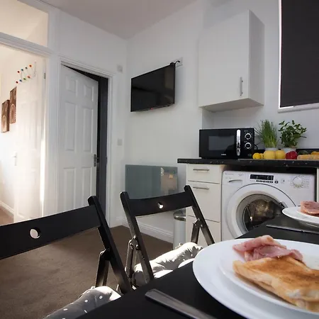 Apartment Diamond - Moseley Mews