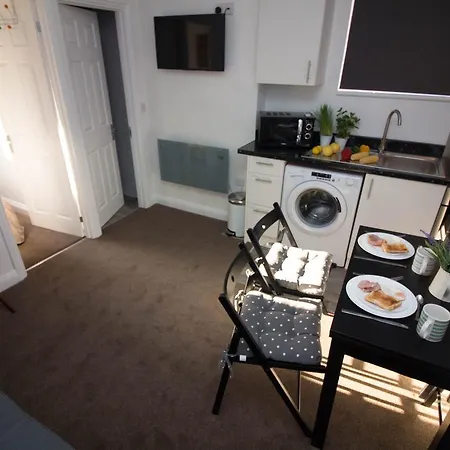 Apartment Diamond - Moseley Mews *